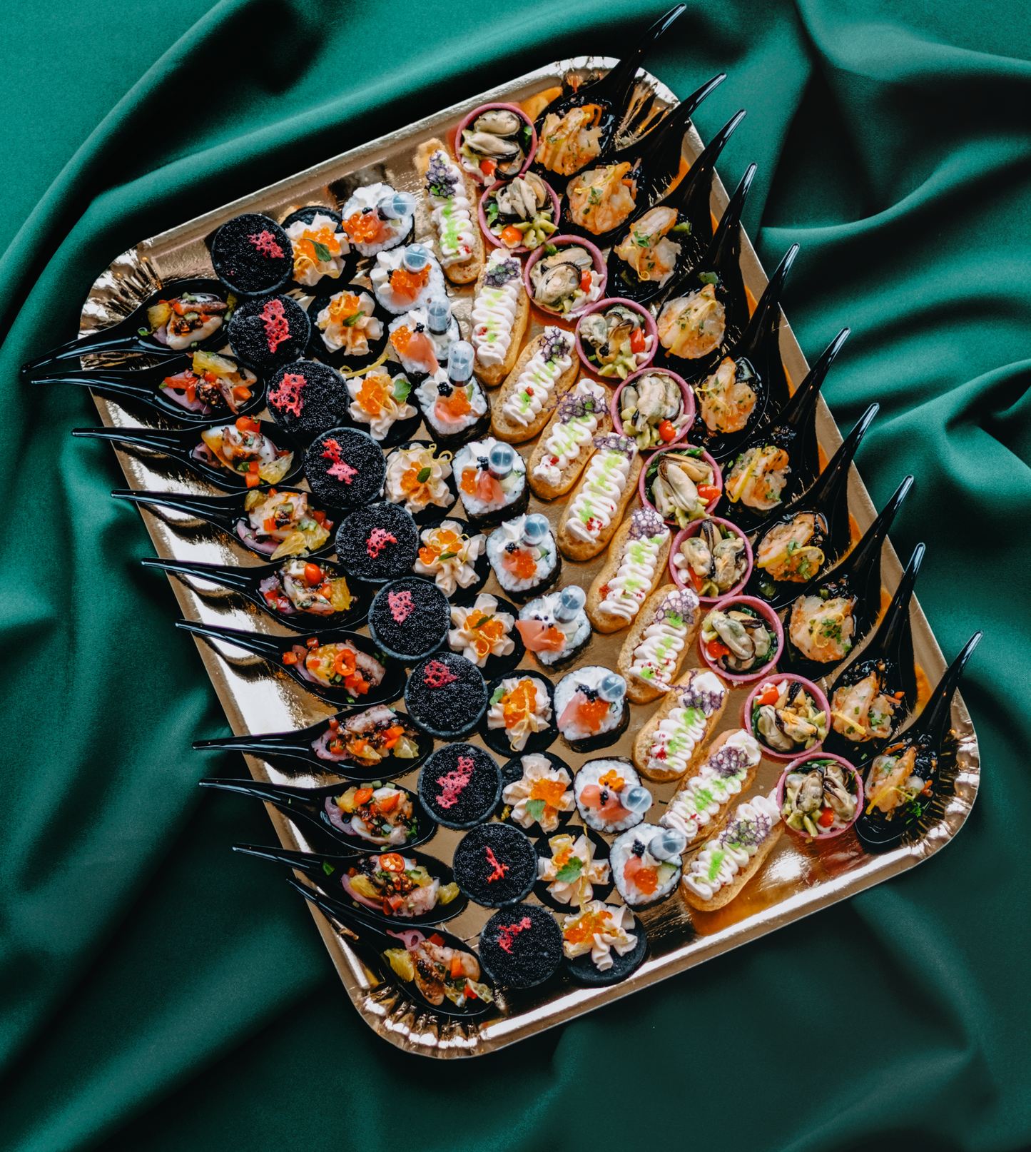 Vieno kąsnio užkandžių rinkinys Kūčioms-Kalėdoms / 70 vnt.