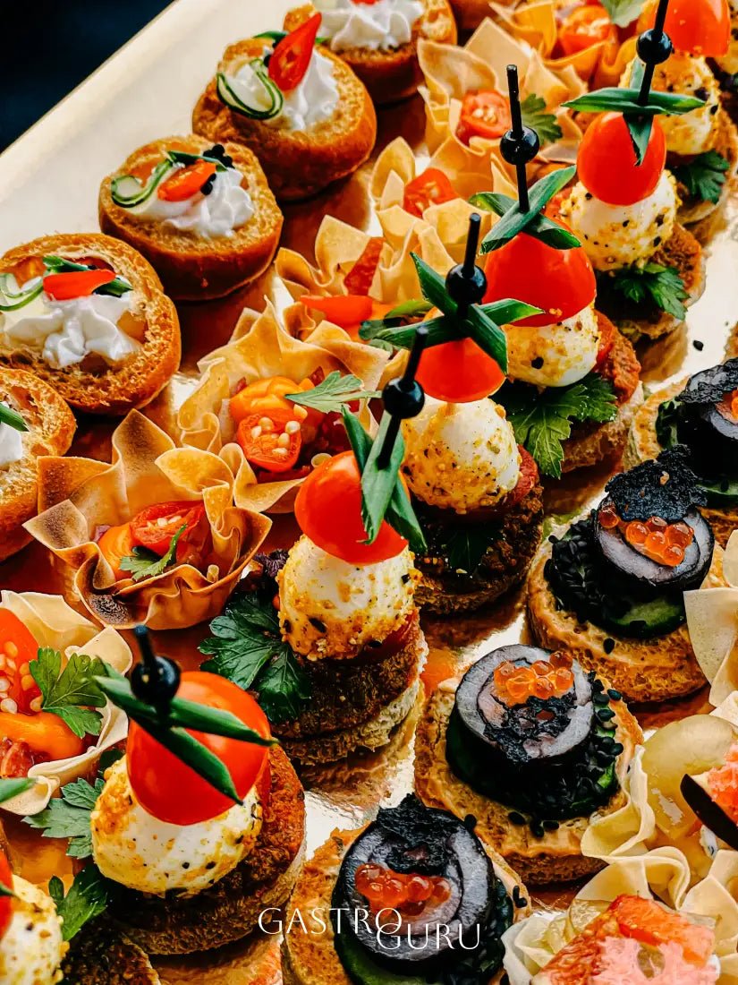 Sumuštinukų ir vieno kąsnio užkandžių rinkinys