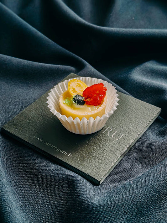 Mini tartaletė su citrininiu kremu arba sūdyta karamele